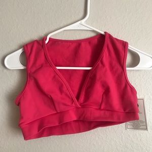 7 High Quality Sports Bras. Made in Brazil. Sizes Small/Medium.